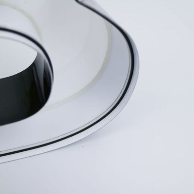 室内および室外使用のための幾何的なLED文字形エッジ