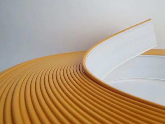 76MM チャネルレター エッジ 標識のためのカスタマイズ可能と汎用性 LED チャネルレター